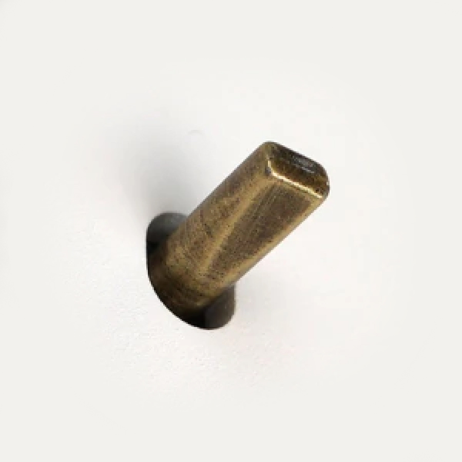 Light switch insert with 1 toggle in patina colour Vectis