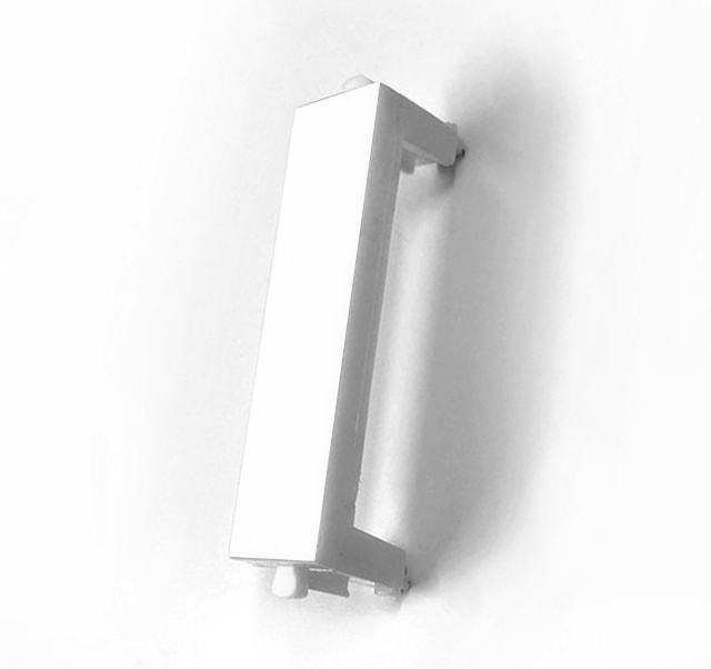 Cache-fente invisible à l'intérieur du cadre de montage largeur 1/4 module