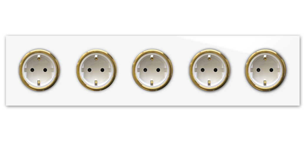 Design socket outlet in glass look. MAXIM