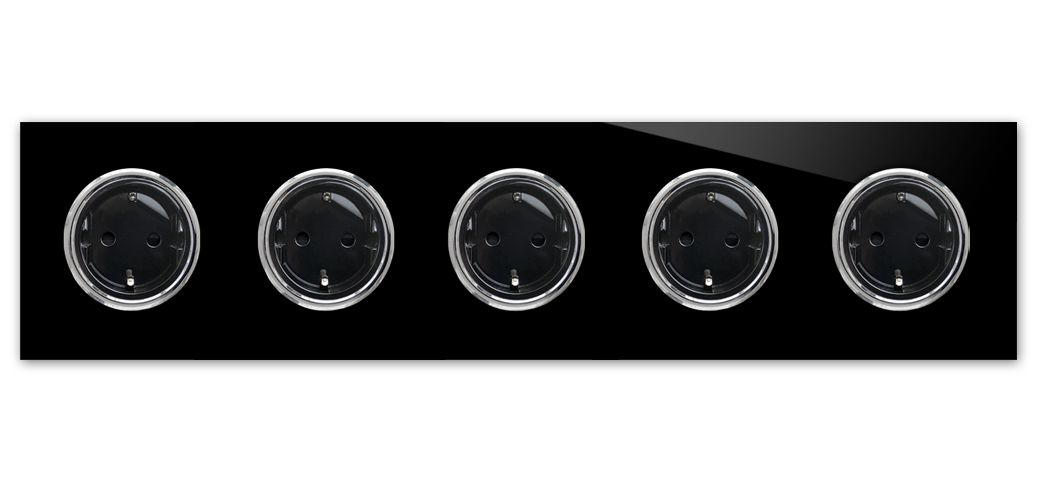 Design socket outlet in glass look. MAXIM